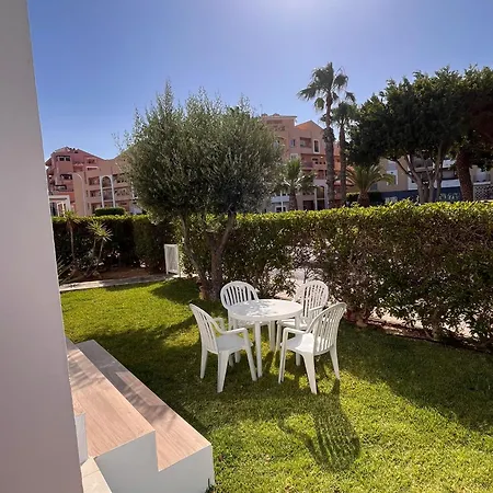Vista Puerto 180 * روكيتاس ذي مار